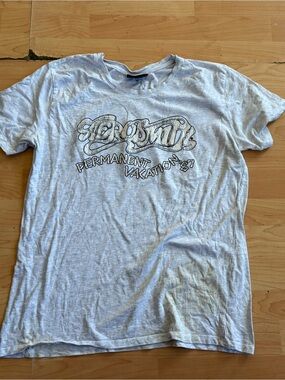 AEROSMITH permanent Vacation 87’ Gray T-shirt Size L Women RAG DOLL Y21